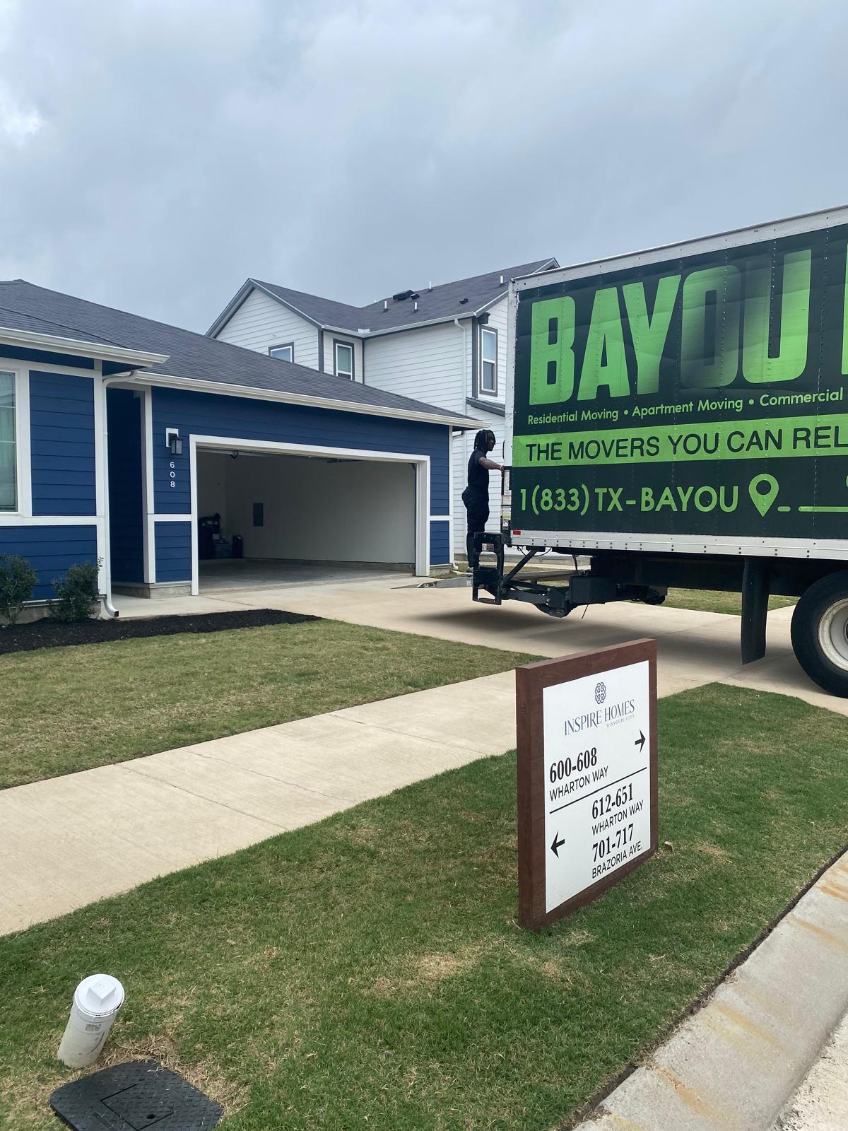 Bayou Movers helping a customer move in Spring Texas